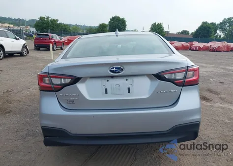 2024 Subaru Legacy Premium z USA, uszkodzony, nr VIN 4S3BWAD6XR3018822